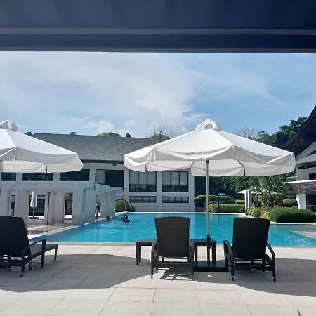 3 Bedroom / 2Ba - Anvaya Cove Courtyard Unit Morong  Exterior photo