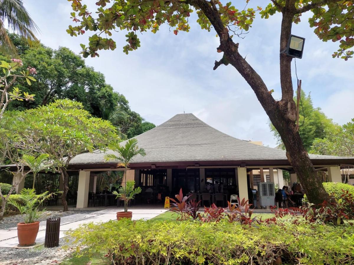 3 Bedroom / 2Ba - Anvaya Cove Courtyard Unit Morong  Exterior photo